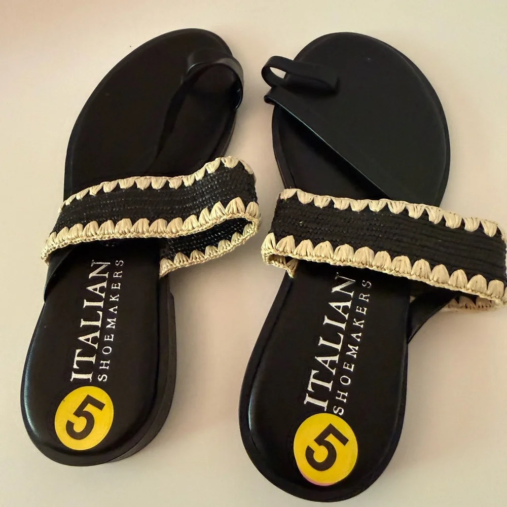 Italian Shoemakers BLACK/Cream  Braided Strap Toe Loop Sandals Women’s 5 NEW